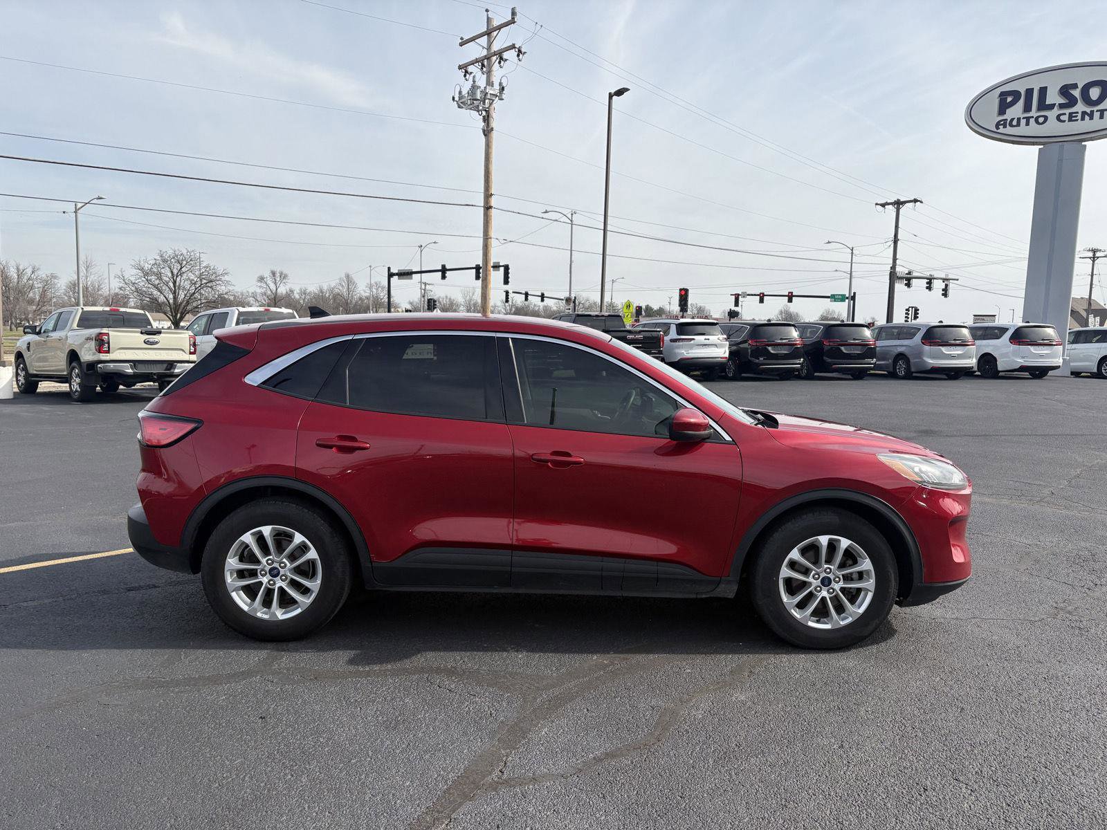 Used 2020 Ford Escape SE FWD image 23