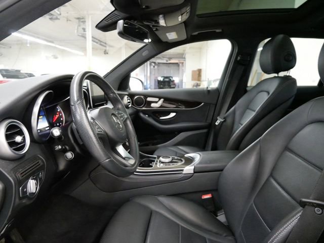 Used 2018 Mercedes-Benz GLC 300 4MATIC image 8