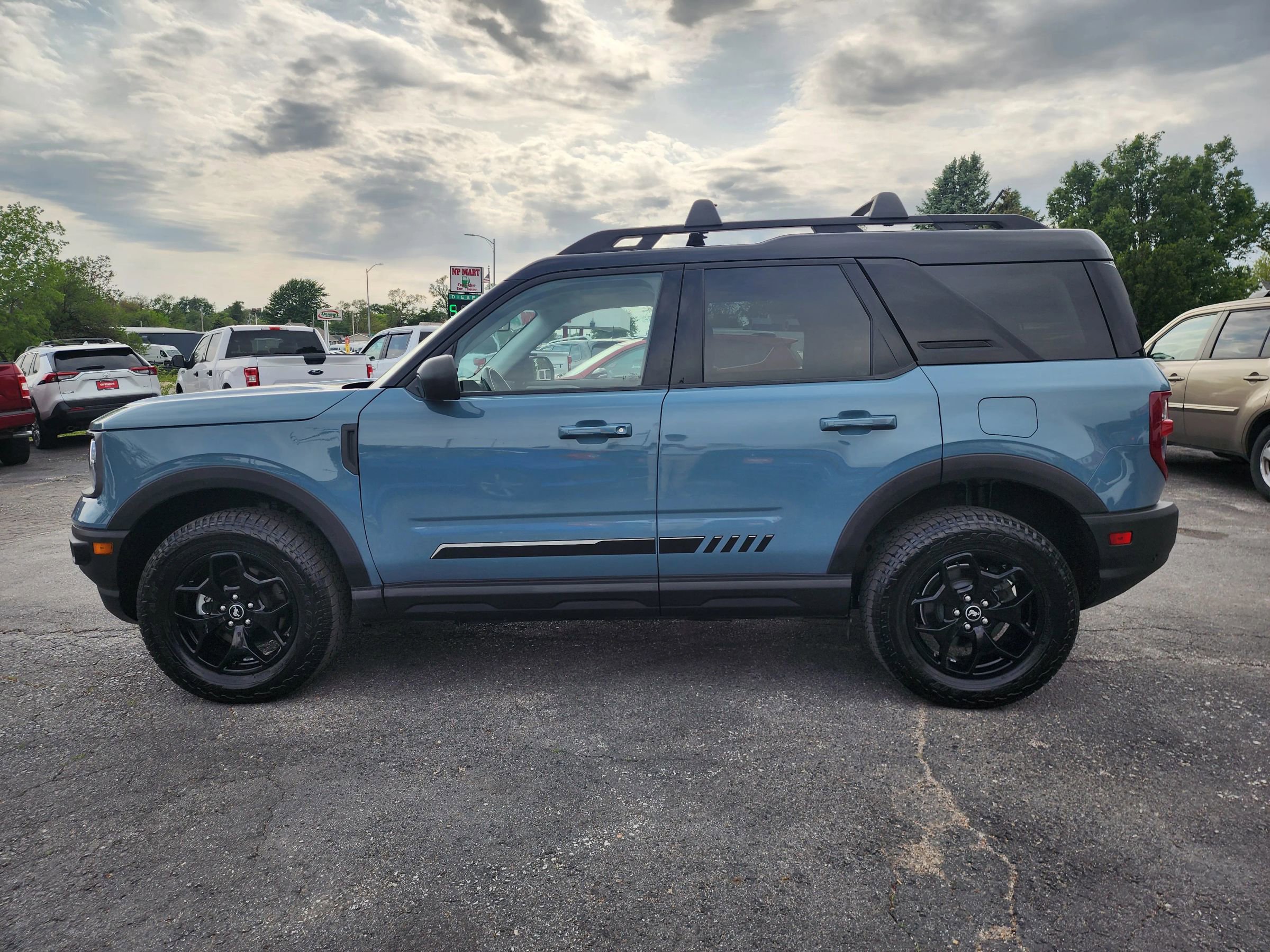 Used 2021 Ford Bronco Sport First Edition AWD/4WD image 4
