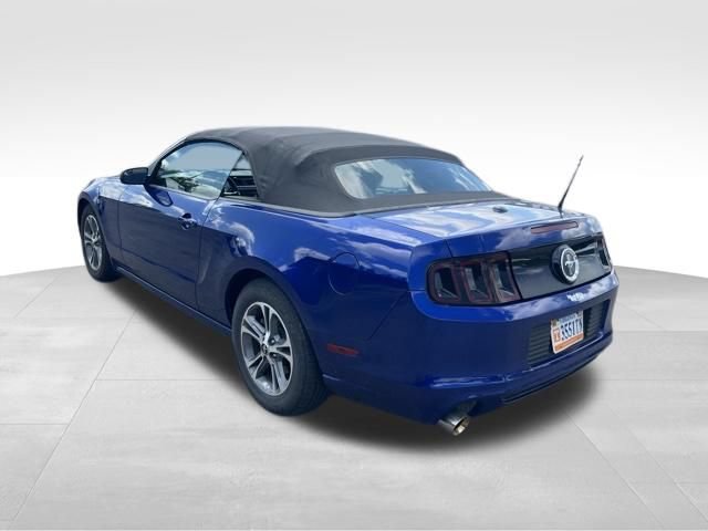 Used 2014 Ford Mustang Premium RWD image 7