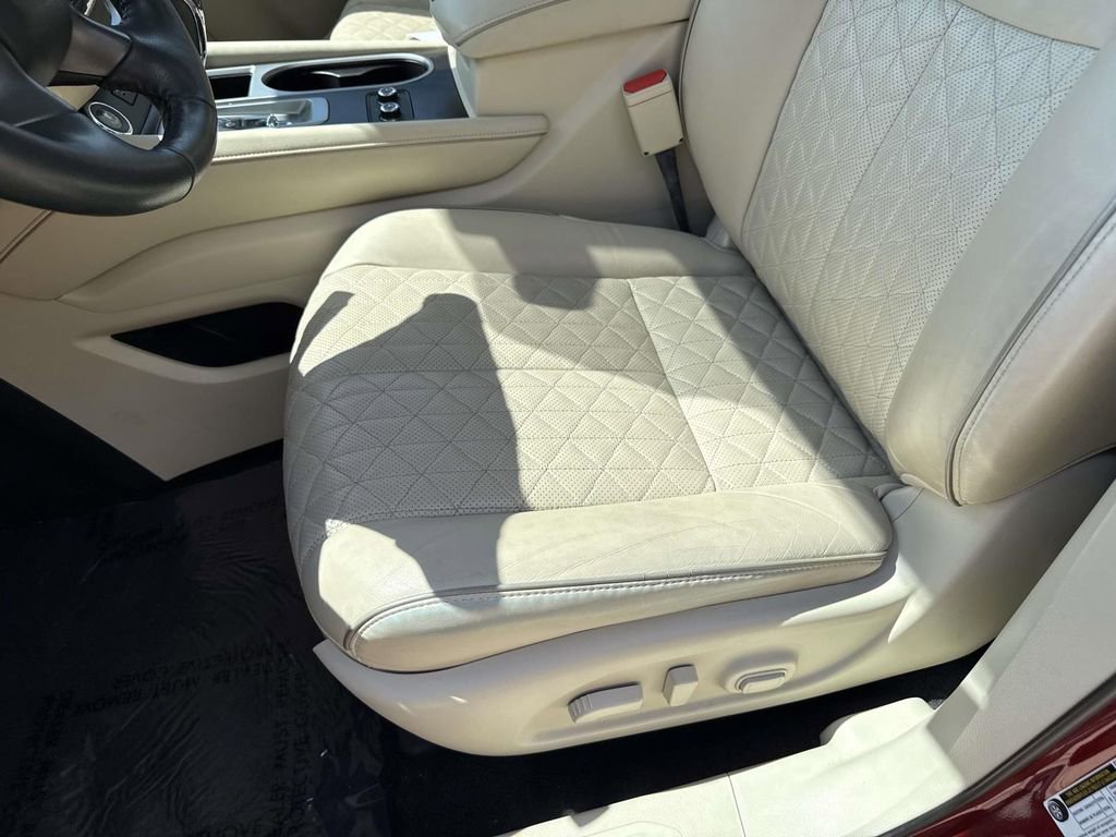 Used 2019 Nissan Murano Platinum w/ Cargo Package image 29