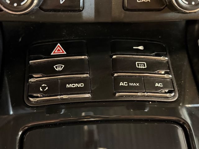 Used 2012 Porsche Cayenne AWD/4WD image 34