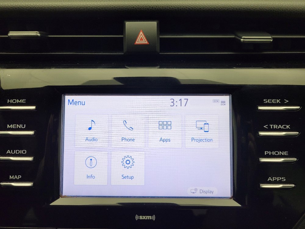 Used 2020 Toyota Camry SE image 25