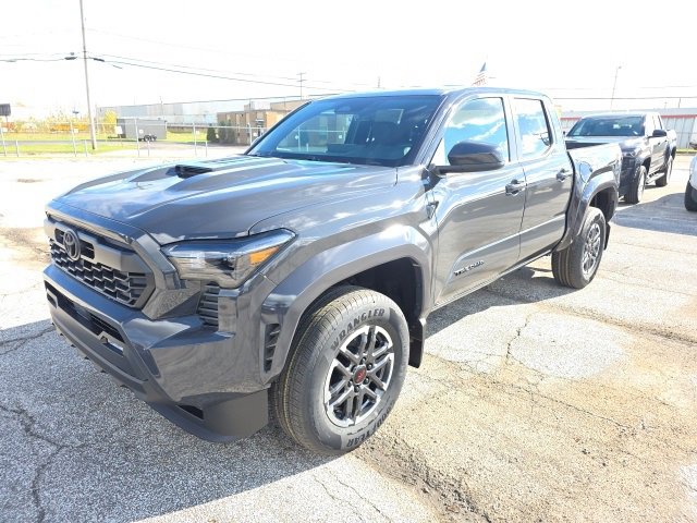 New 2025 Toyota Tacoma TRD Sport image 3