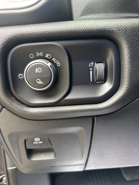 Certified 2023 RAM 1500 Big Horn AWD/4WD image 20