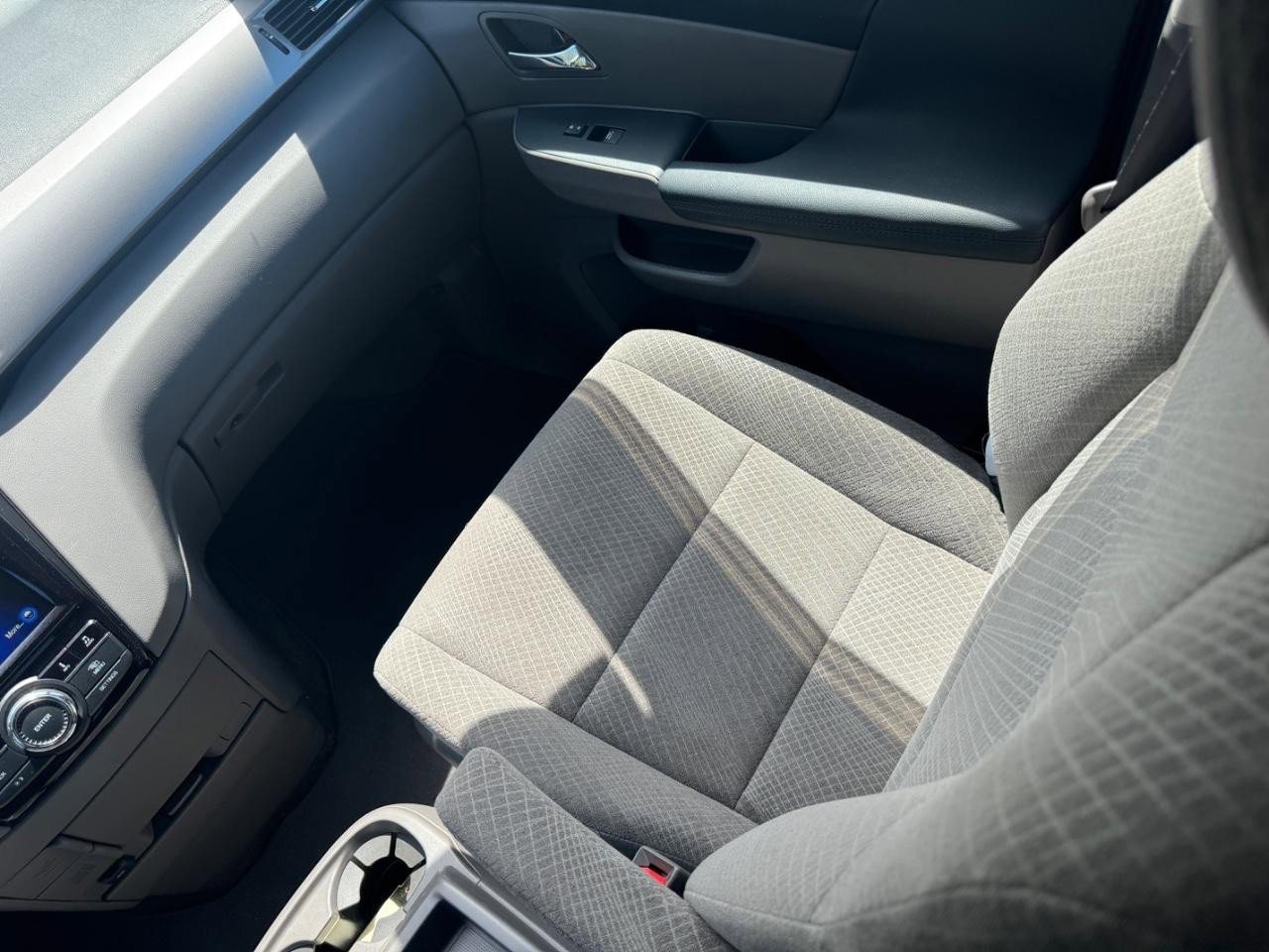 Used 2016 Honda Odyssey EX image 17