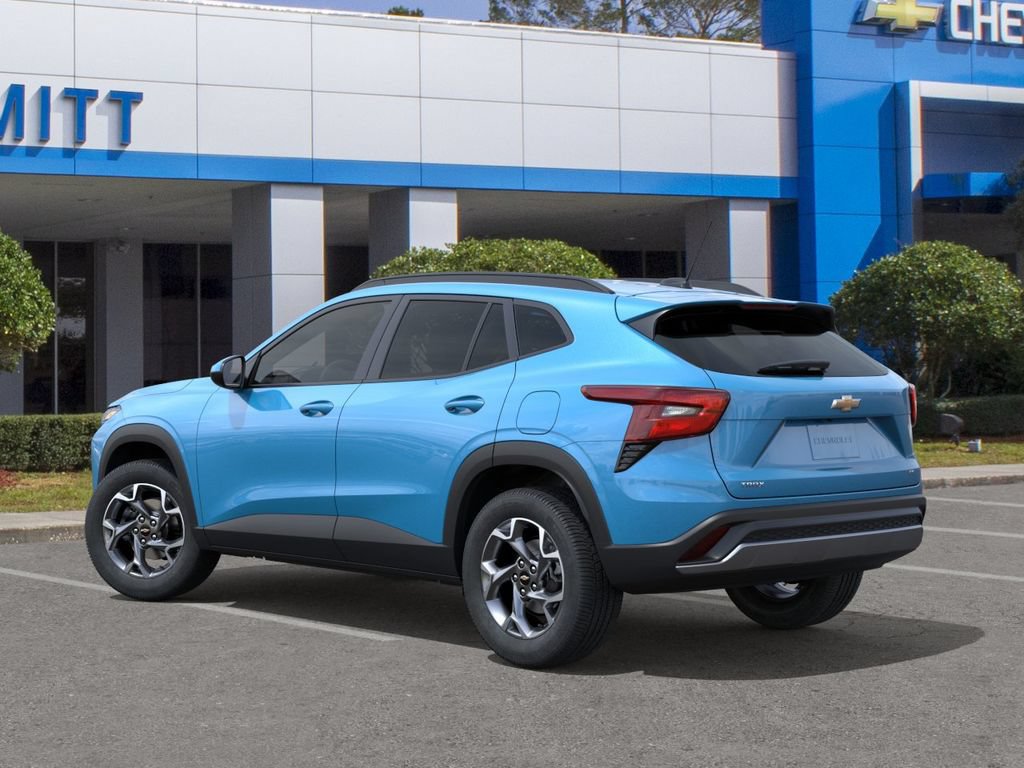 New 2026 Chevrolet Trax LT FWD image 3