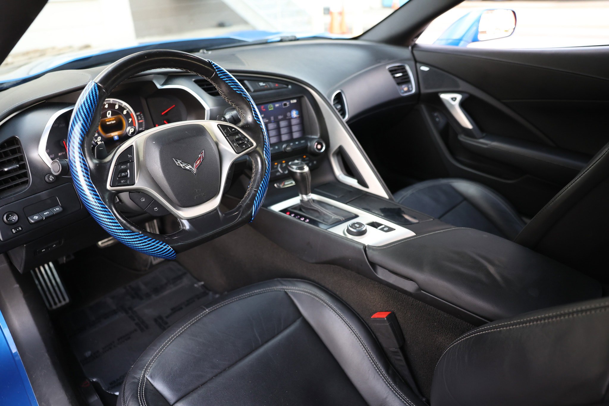 Used 2016 Chevrolet Corvette Stingray Coupe w/ 2LT Preferred Equipment Group RWD image 6