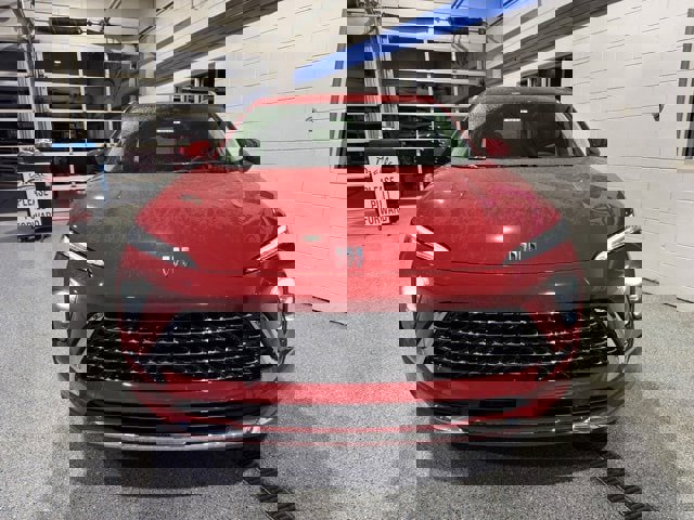 New 2025 Buick Envision Avenir image 3