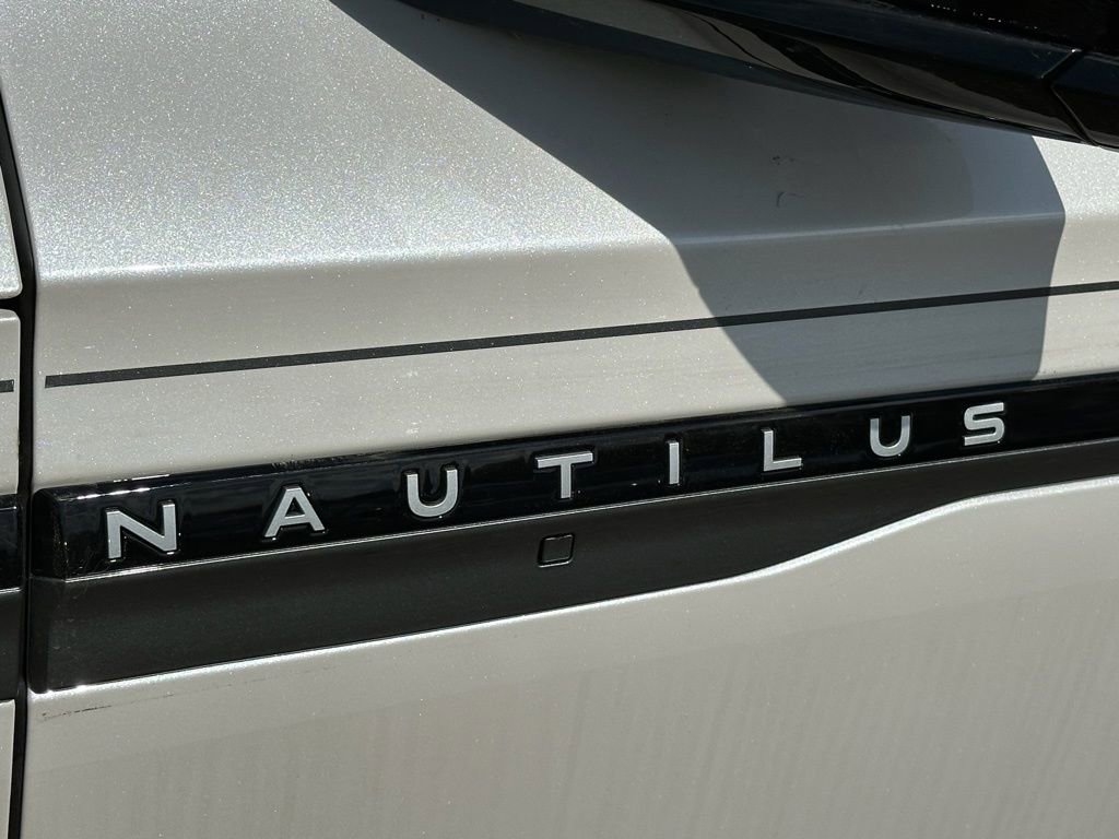 New 2026 Lincoln Nautilus Reserve w/ Jet Appearance Package AWD/4WD image 28