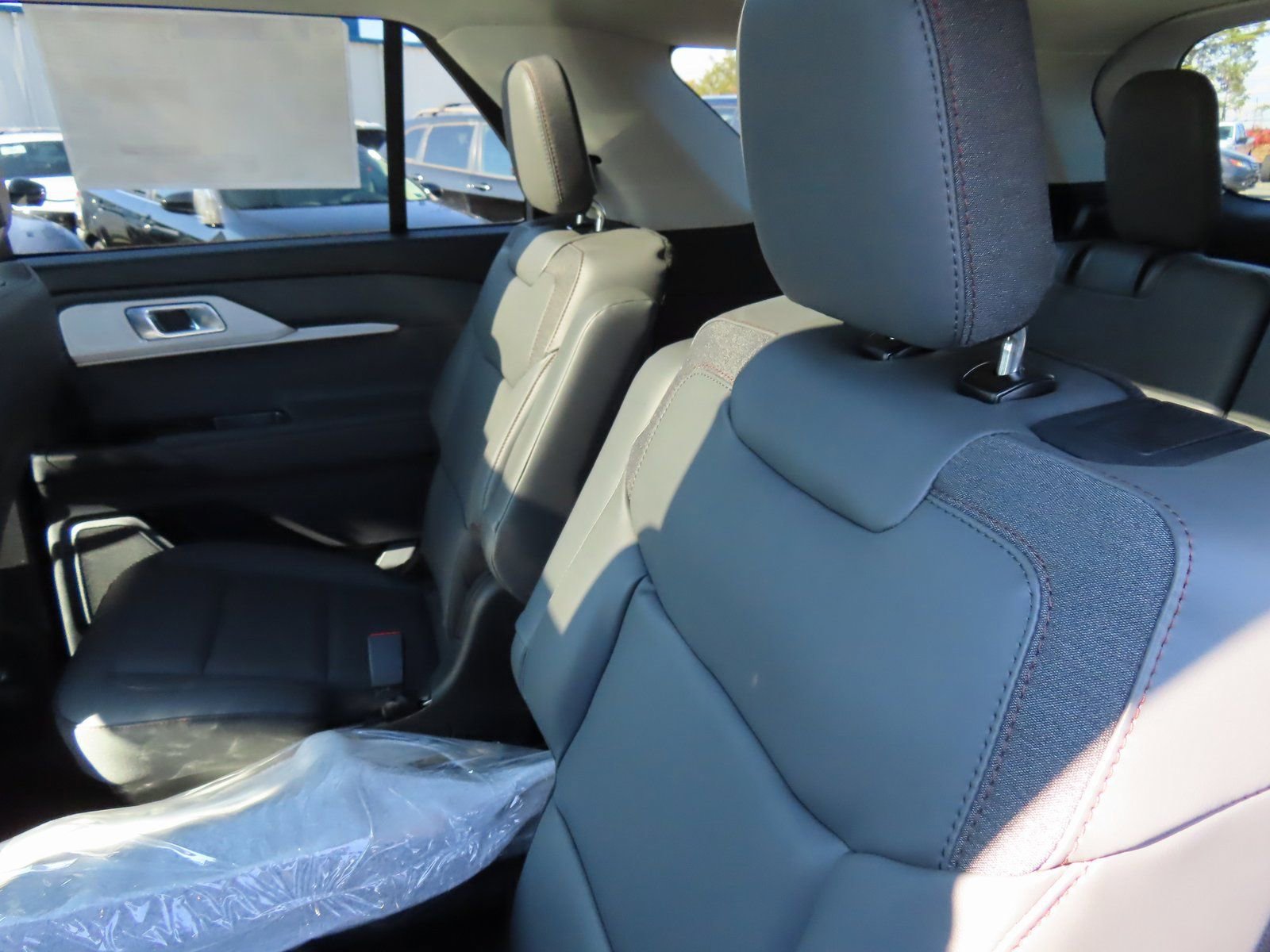 New 2026 Ford Explorer Active w/ Active Comfort Package image 16