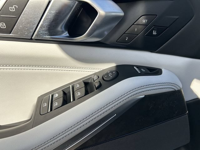 Used 2026 BMW X5 sDrive40i RWD image 22