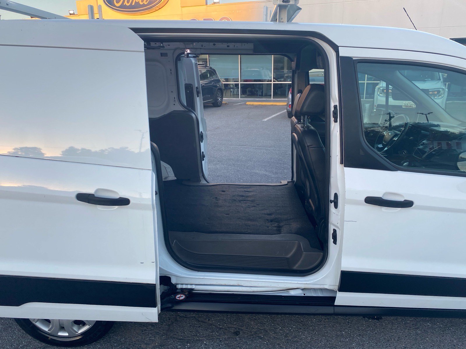 Used 2020 Ford Transit Connect XL FWD image 16