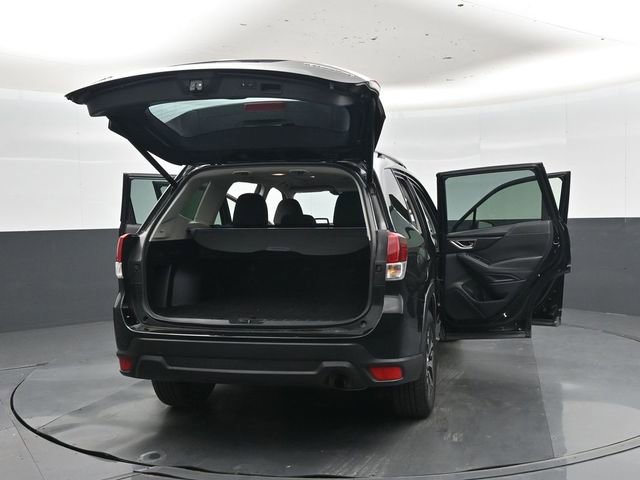 Used 2023 Subaru Forester Premium image 47