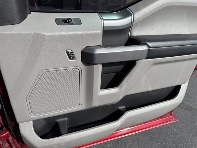 Used 2016 Ford F150 XLT w/ Equipment Group 302A Luxury image 27