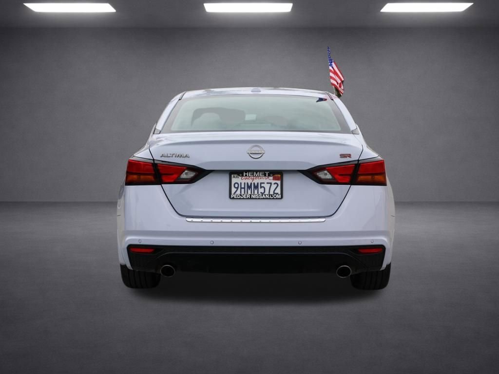 Used 2023 Nissan Altima 2.5 SR image 5