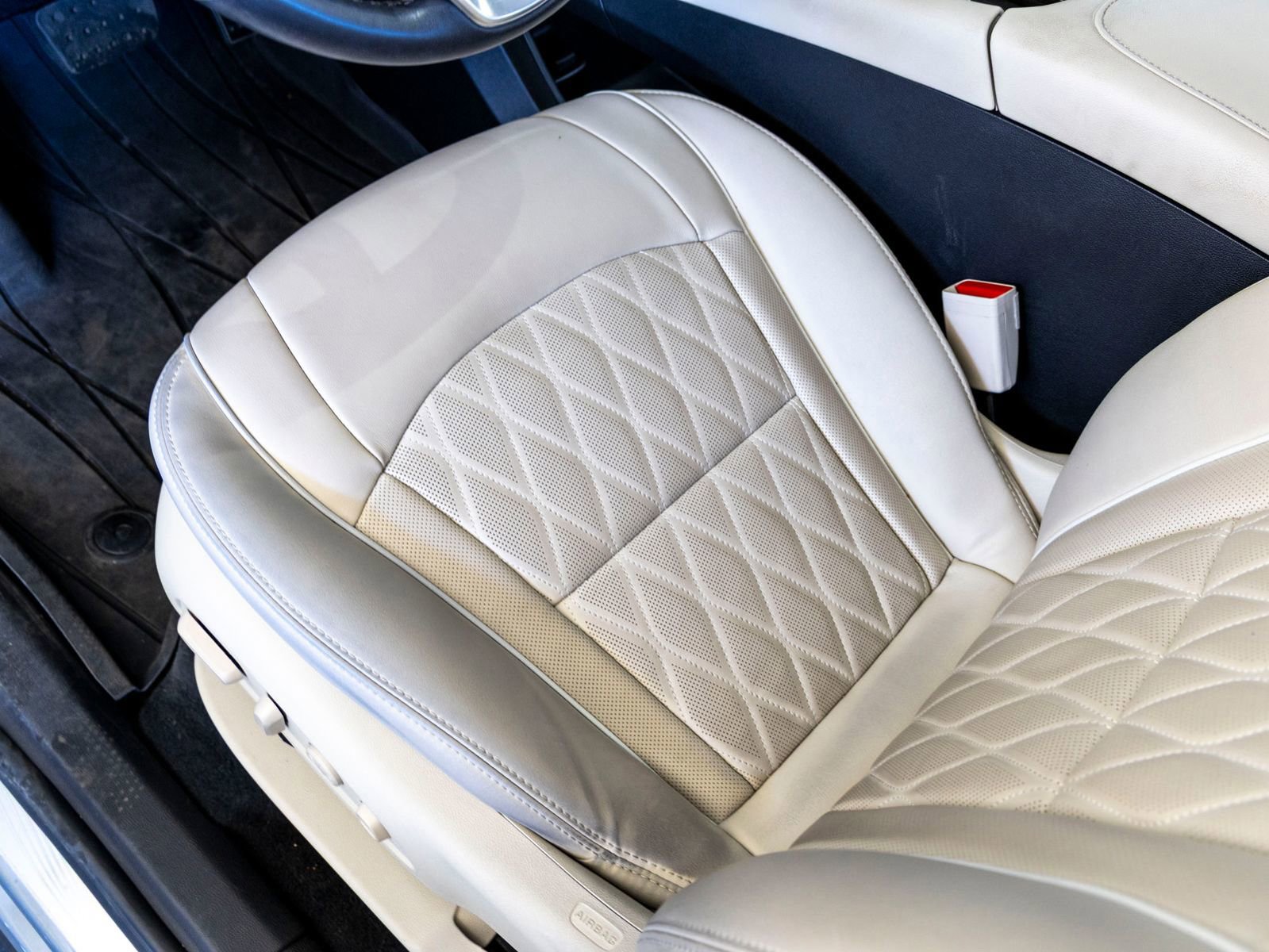 Used 2023 Buick Enclave Avenir w/ Avenir Technology Package image 19