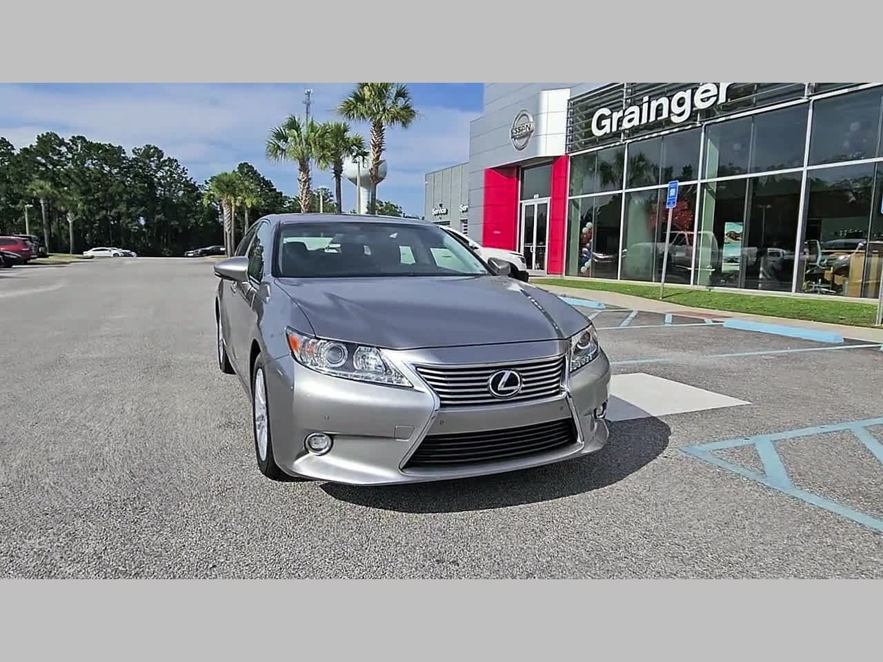 Used 2015 Lexus ES 350 w/ Luxury Package FWD image 19