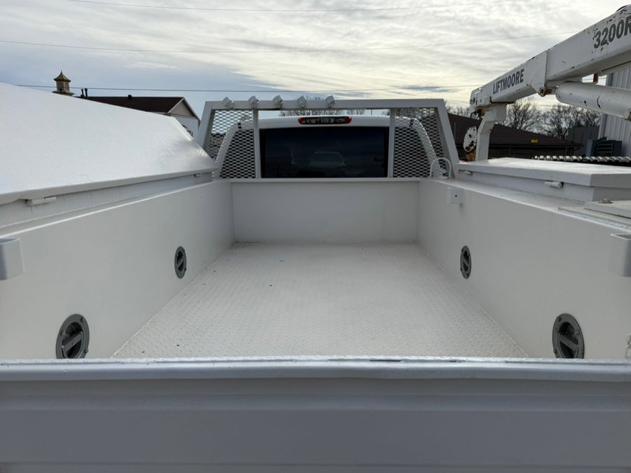 Used 2013 Chevrolet Silverado 3500 W/T image 12