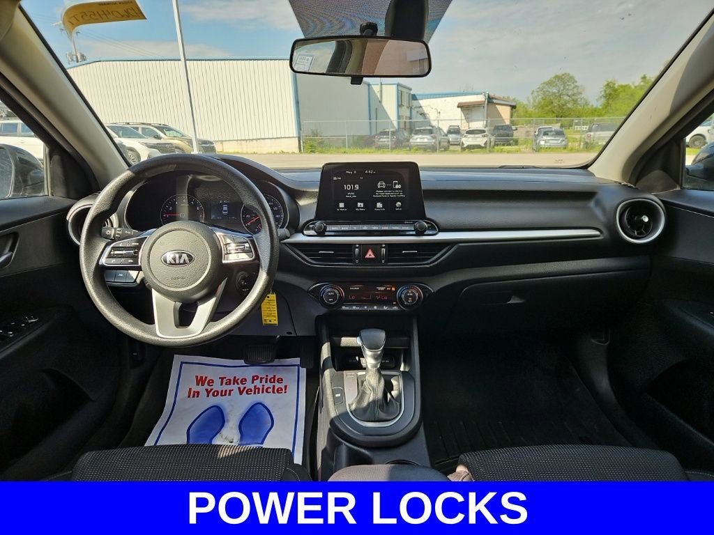 Used 2019 Kia Forte LXS FWD image 10