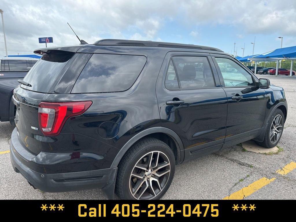 Used 2019 Ford Explorer Sport w/ Ford Safe & Smart Package AWD/4WD image 9
