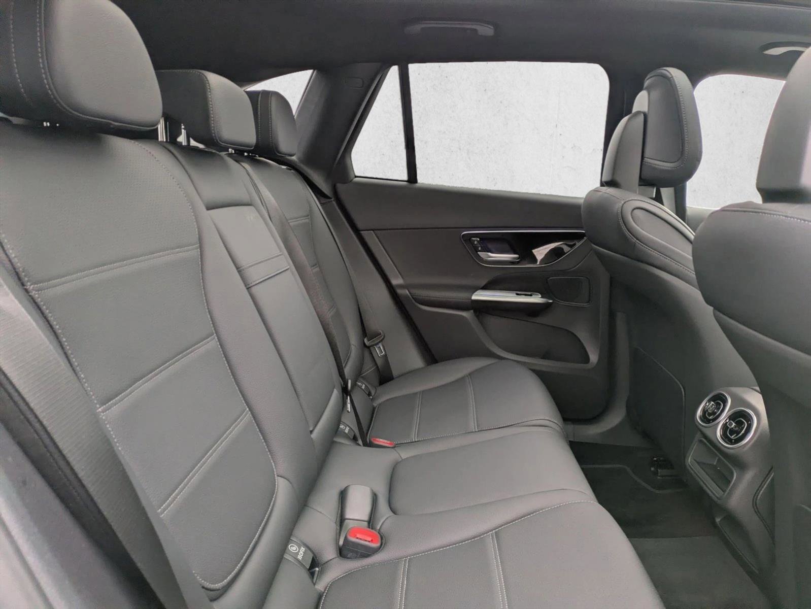 New 2026 Mercedes-Benz GLC 300 4MATIC image 20