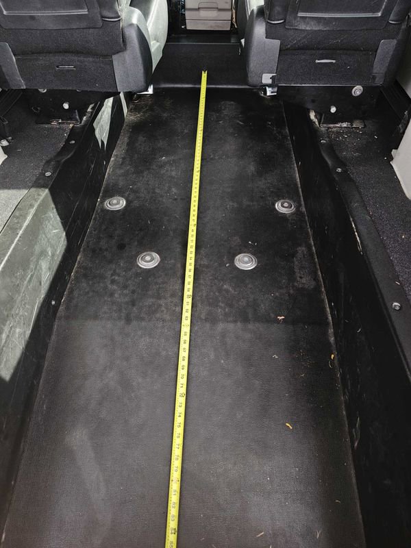 Used 2019 Dodge Grand Caravan SXT image 17