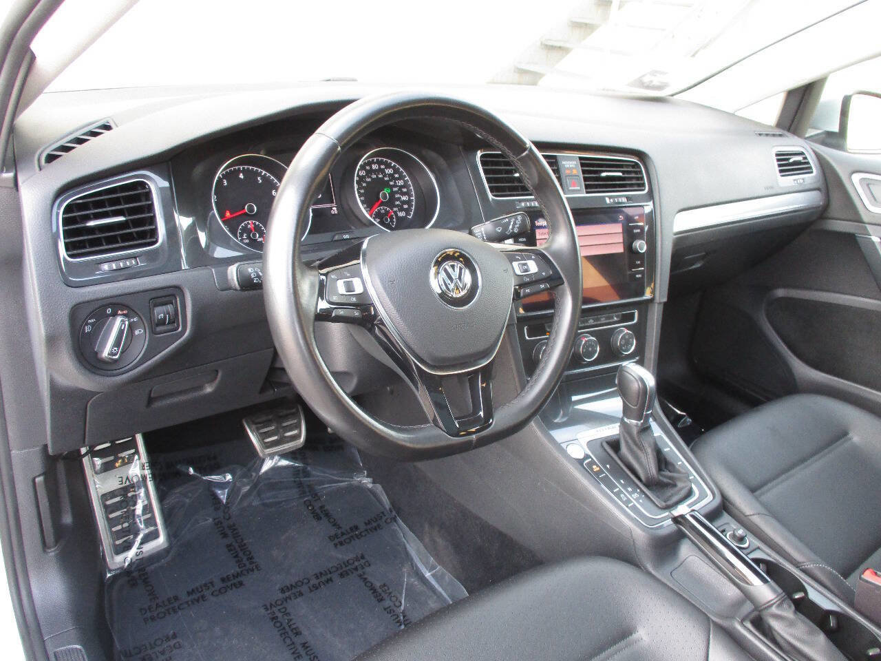 Used 2018 Volkswagen Golf Alltrack SE image 70