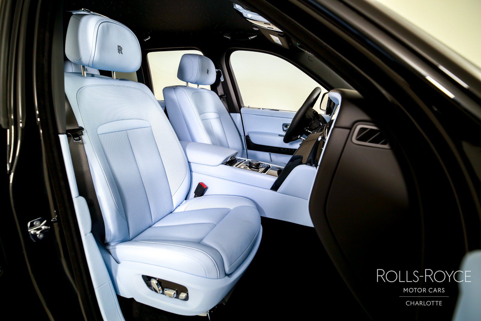 New 2027 Rolls-Royce Cullinan Black Badge AWD/4WD image 33