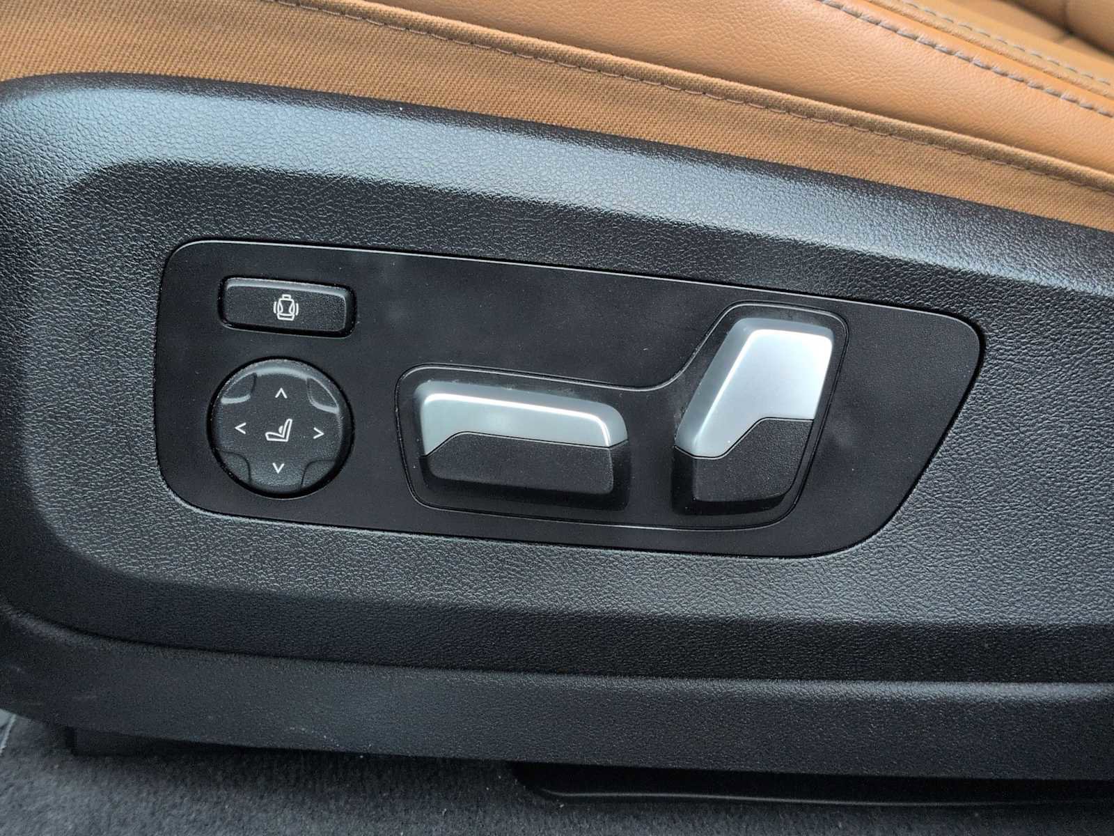 Used 2023 BMW X5 xDrive40i image 18