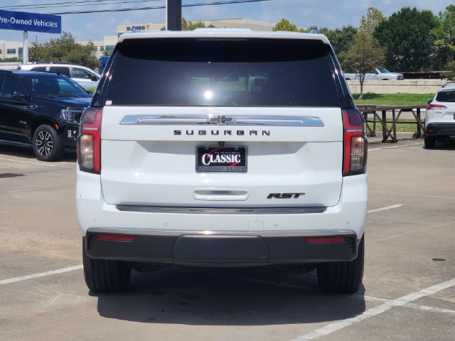 Used 2021 Chevrolet Suburban LT RWD image 6