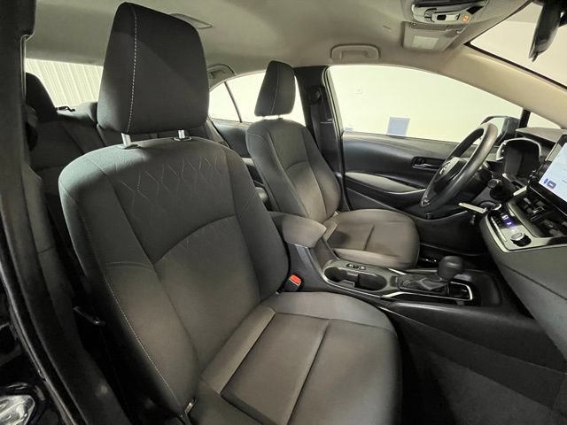 Used 2023 Toyota Corolla LE FWD image 9