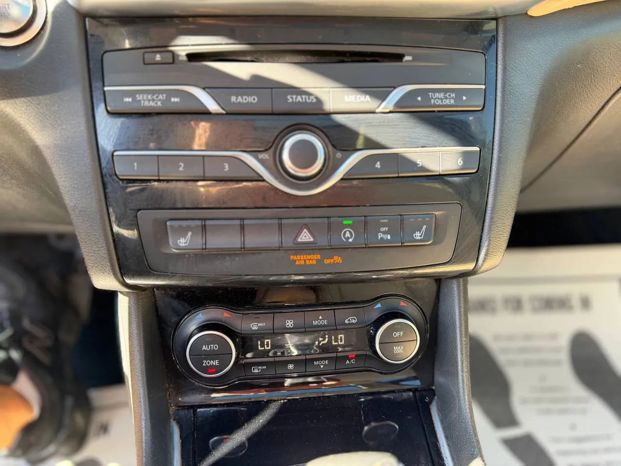 Used 2018 INFINITI QX30 Premium w/ Navigation Package image 47