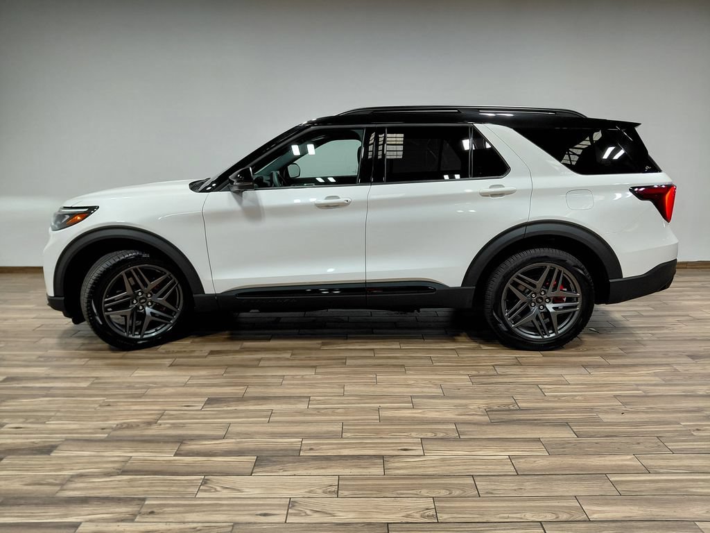 Certified 2025 Ford Explorer ST w/ Sun And Sound Package AWD/4WD image 25