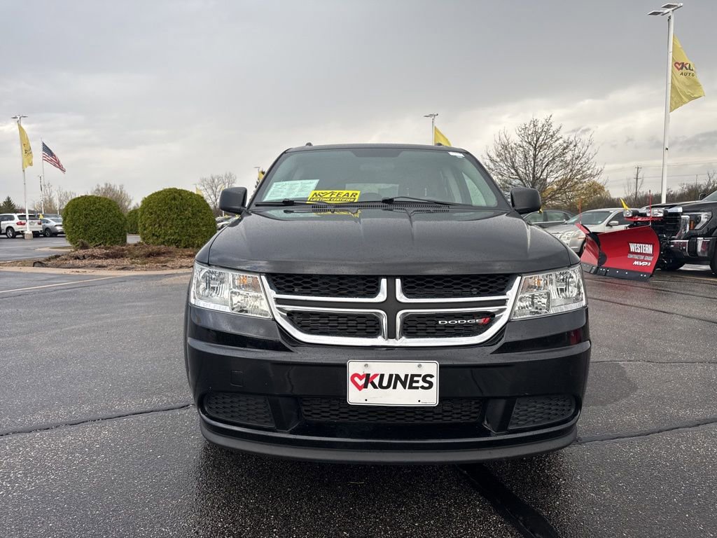 Used 2017 Dodge Journey SE image 2