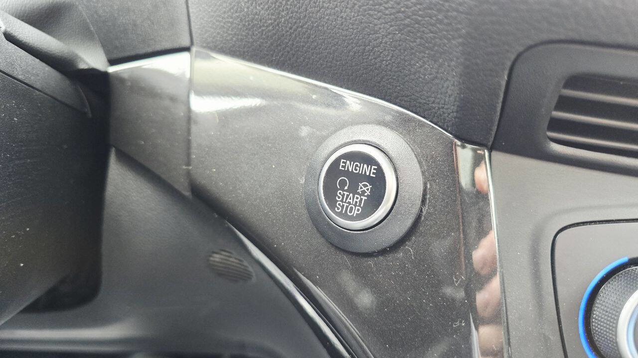 Used 2019 Ford Escape Titanium AWD/4WD image 21