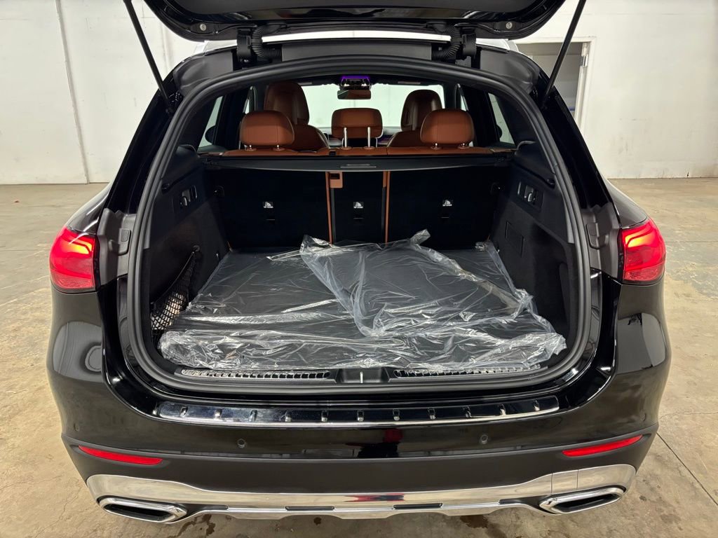 New 2026 Mercedes-Benz GLC 300 image 24