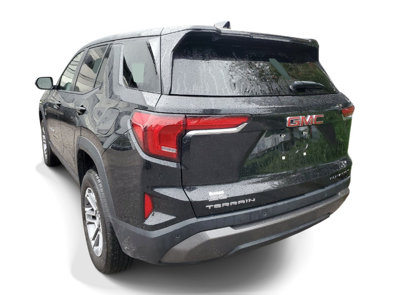 Used 2026 GMC Terrain Elevation FWD image 3