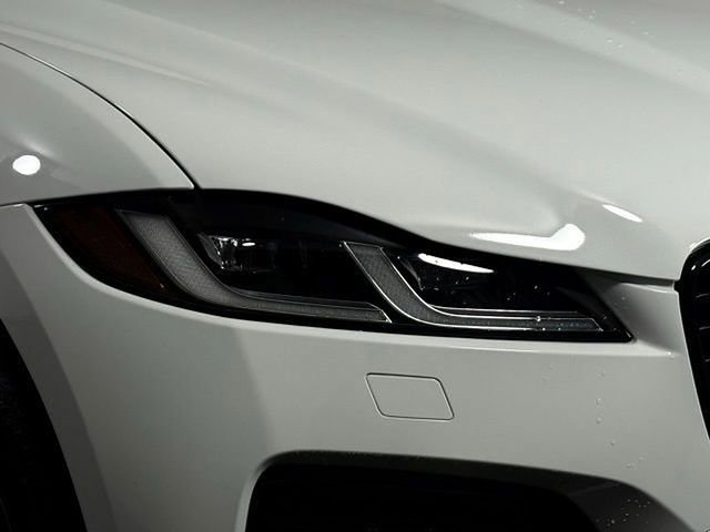 New 2025 Jaguar F-PACE R-Dynamic S image 15