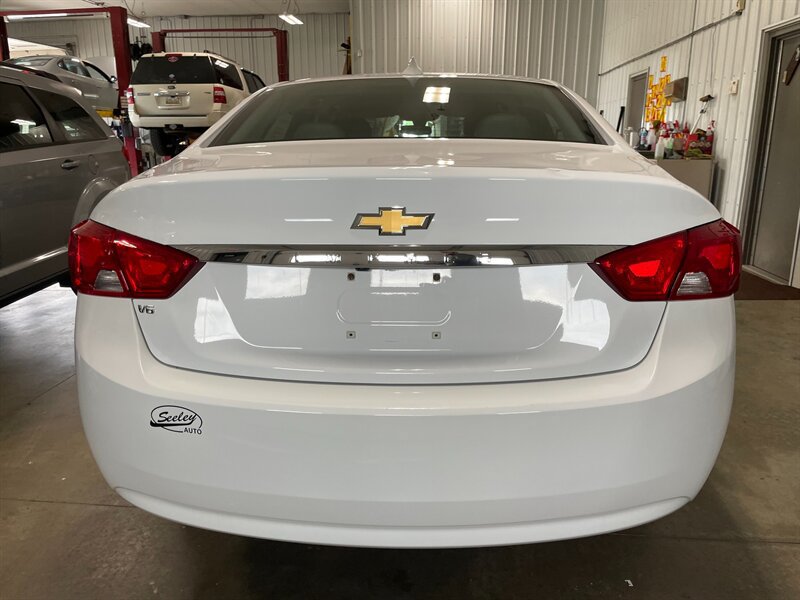 Used 2018 Chevrolet Impala LS FWD image 7