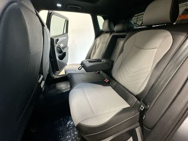 New 2026 Volkswagen Tiguan SE R-Line AWD/4WD image 18