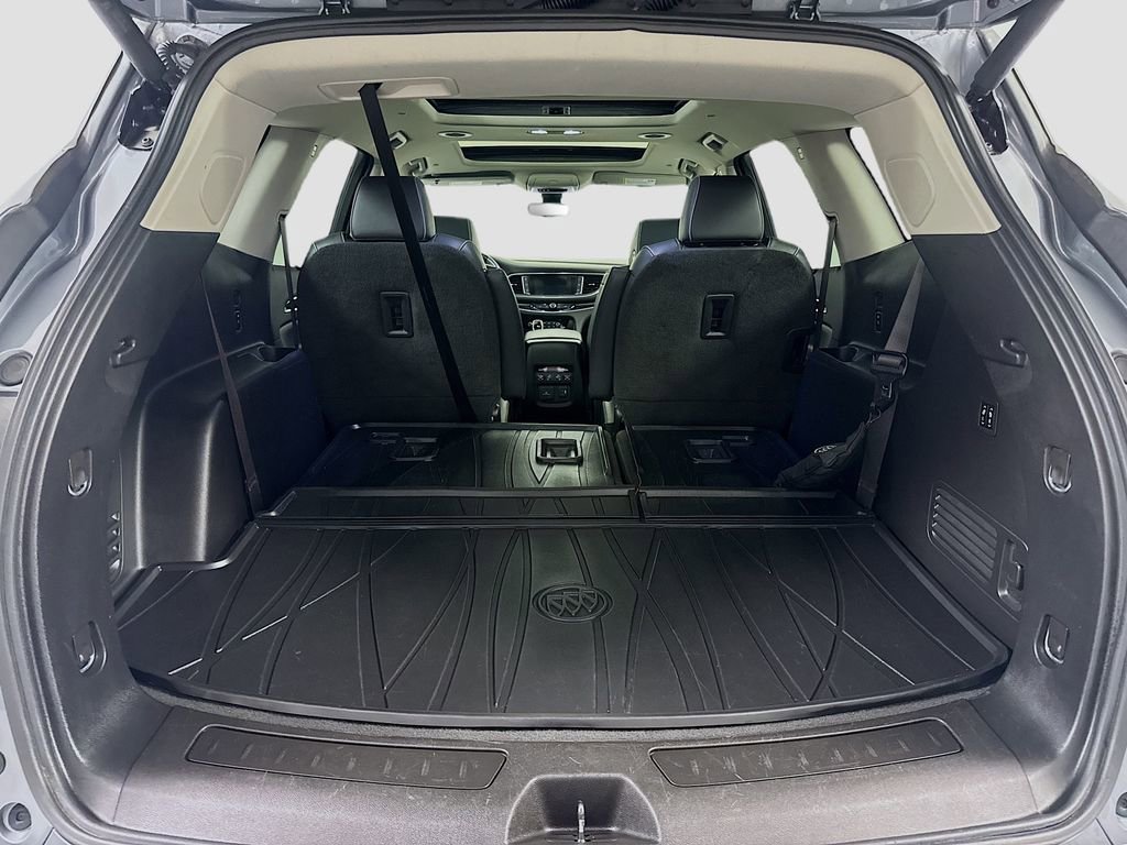 Used 2020 Buick Enclave Avenir w/ Avenir Technology Package AWD/4WD image 26