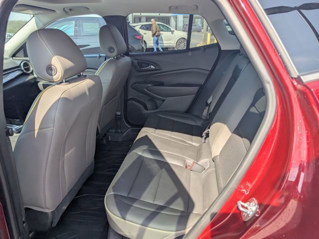 Certified 2024 Chevrolet Trax ACTIV w/ Sunroof Package image 11
