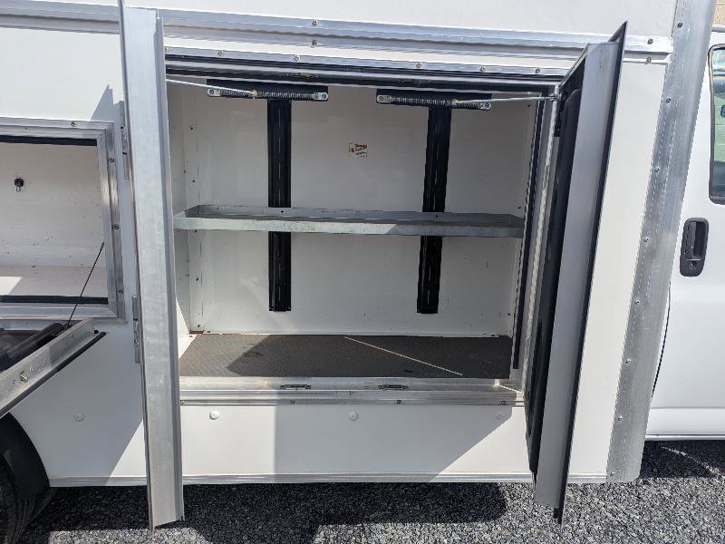 Used 2022 GMC Savana 3500 w/ Power Convenience Package image 17