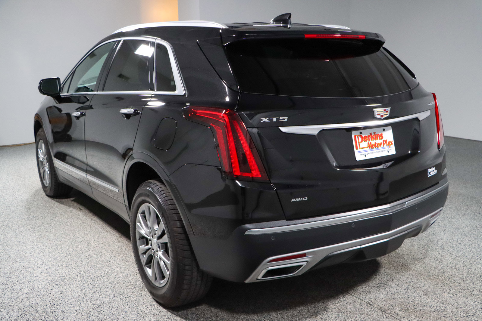 Used 2021 Cadillac XT5 Premium Luxury image 9
