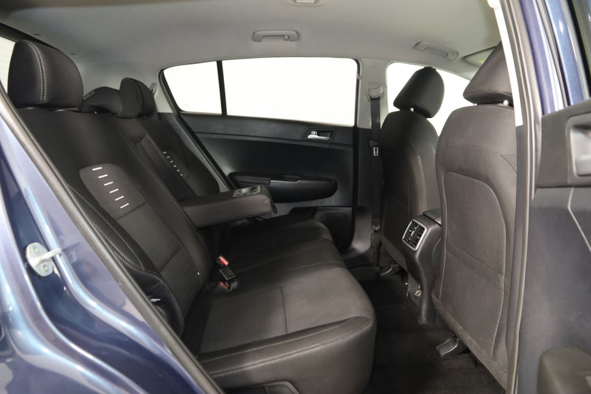 Used 2020 Kia Sportage LX w/ LX Popular Package AWD/4WD image 13
