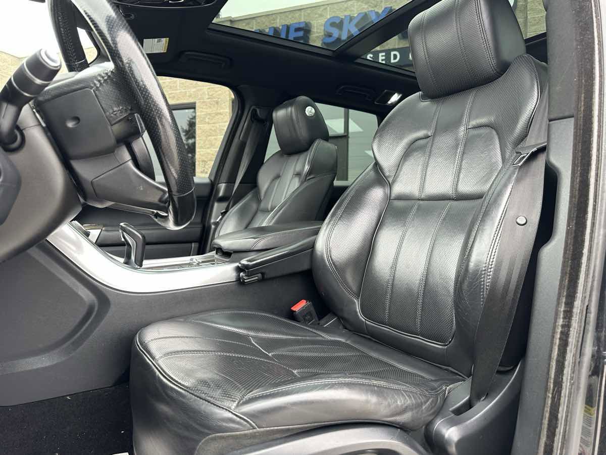 Used 2016 Land Rover Range Rover Sport HSE image 15