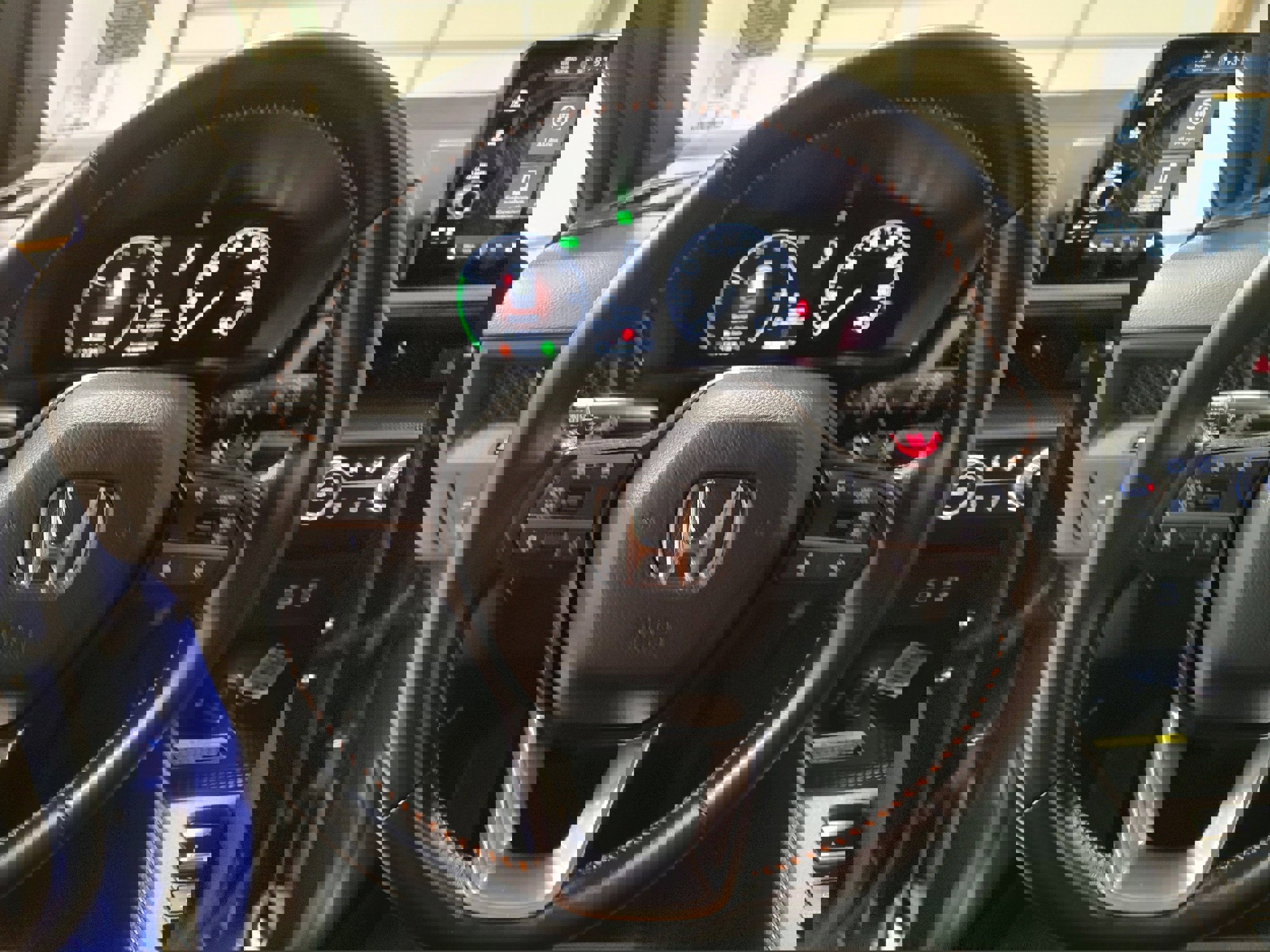 Used 2025 Honda CR-V Sport-L image 5