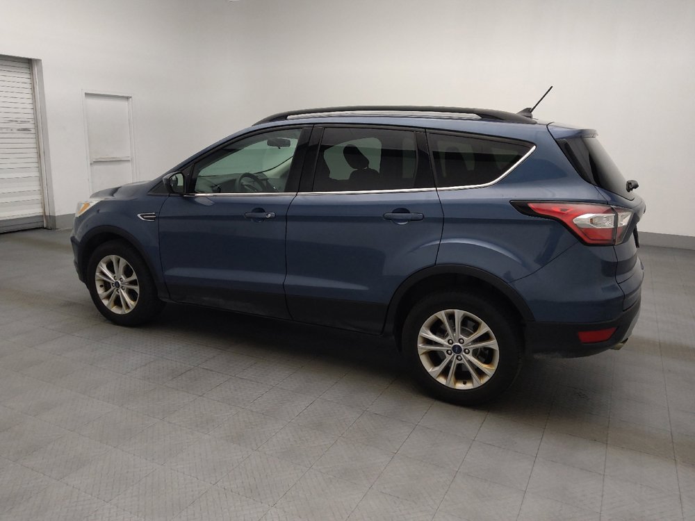 Used 2018 Ford Escape SE w/ SE Sync 3 Package AWD/4WD image 3