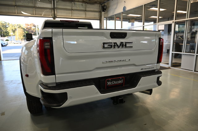 New 2026 GMC Sierra 3500 Denali Ultimate AWD/4WD image 12